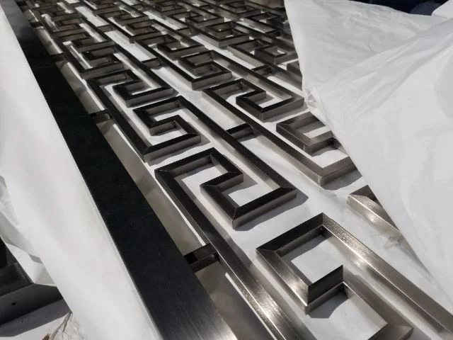 aluminum carved screen partition